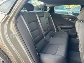 Chevrolet Malibu 2024 LT Sedán de 4 puertas con 1LT