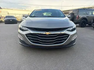 Chevrolet Malibu 2024 LT Sedán de 4 puertas con 1LT