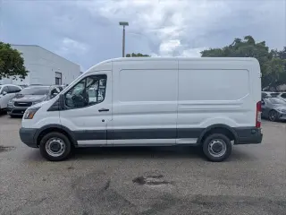 Van de carga Ford Transit 2018 250 3 puertas LWB techo medio con puerta deslizante del lado del pasajero
