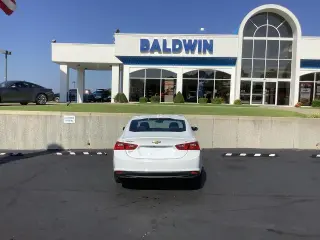 Chevrolet Malibu 2023 LT Sedán de 4 puertas con paquete 1LT