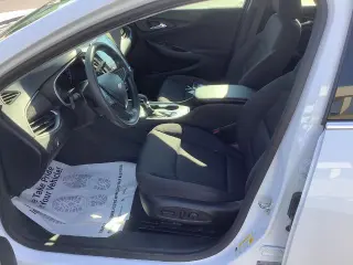 Chevrolet Malibu 2023 LT Sedán de 4 puertas con paquete 1LT
