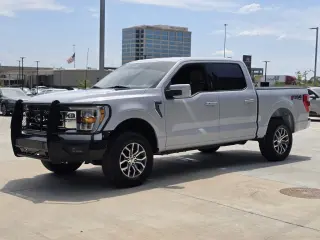 Ford F-150 2022 4x4 Lariat 4p SuperCrew 6.5 ft. CB