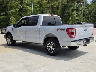 Ford F-150 2022 4x4 Lariat 4p SuperCrew 6.5 ft. CB