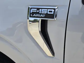 Ford F-150 2022 4x4 Lariat 4p SuperCrew 6.5 ft. CB