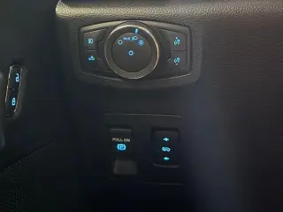 Ford F-150 2018 4x4 XLT 4dr SuperCrew 5.5 ft. SB