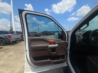 Ford F-150 2019 4x4 King Ranch 4dr SuperCrew 5.5 ft. SB