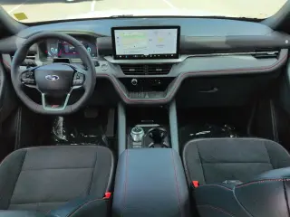 Ford Explorer 2025 AWD ST SUV de 4 puertas