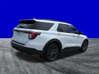 Ford Explorer 2025 AWD ST SUV de 4 puertas