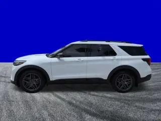Ford Explorer 2025 AWD ST SUV de 4 puertas