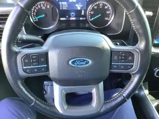Ford F-150 2022 4x4 XLT 4 puertas SuperCrew Lonchera de 5,5 pies