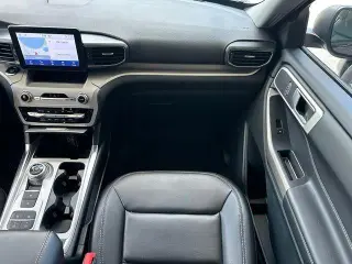 Ford Explorer 2023 XLT 4dr SUV