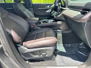 Ford Explorer 2026 AWD Platinum 4dr SUV