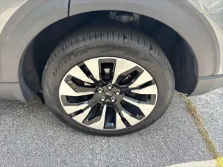 Ford Explorer 2026 AWD Platinum 4dr SUV