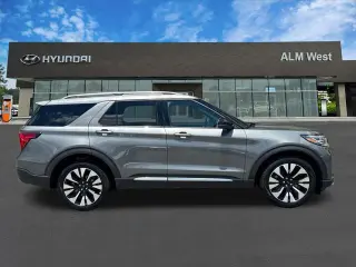 Ford Explorer 2026 AWD Platinum 4dr SUV