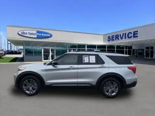 Ford Explorer 2023 AWD XLT 4dr SUV