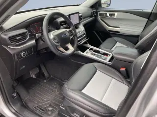Ford Explorer 2023 AWD XLT 4dr SUV