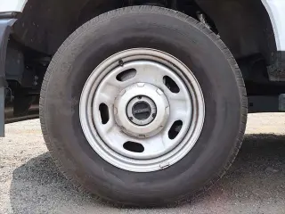 Ford F-250 Super Duty 2023 4x4 XL 4 puertas SuperCab batea de 6.8 pies