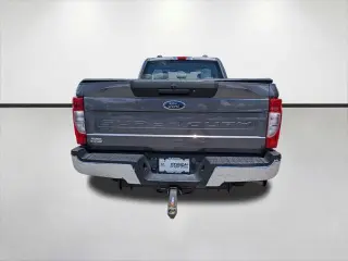 Ford F-250 Super Duty 2022 4x4 XL 4 puertas SuperCab 6.8 pies. SB Pickup