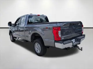 Ford F-250 Super Duty 2022 4x4 XL 4 puertas SuperCab 6.8 pies. SB Pickup