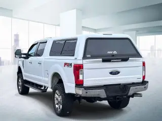 Ford F-250 Super Duty 2017 4x4 Lariat 4dr Crew Cab 6.8 ft. SB Pickup