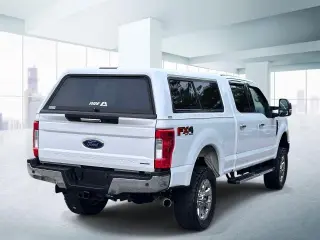 Ford F-250 Super Duty 2017 4x4 Lariat 4dr Crew Cab 6.8 ft. SB Pickup