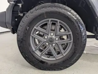 Jeep Wrangler 2025 4x4 Sport 4dr SUV
