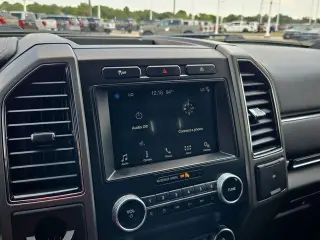 Ford Expedition 2019 4x2 XLT 4dr SUV