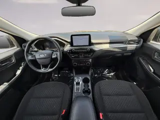 Ford Escape 2024 con tracción en las ruedas AWD, 4 puertas SUV