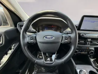 Ford Escape 2024 con tracción en las ruedas AWD, 4 puertas SUV