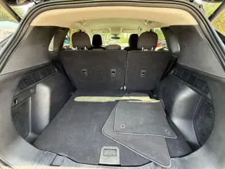 Ford Escape 2024 con tracción en las ruedas AWD, 4 puertas SUV