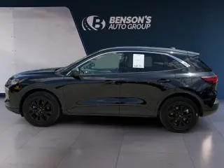 Ford Escape 2024 con tracción en las ruedas AWD, 4 puertas SUV