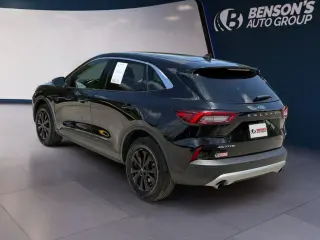 Ford Escape 2024 con tracción en las ruedas AWD, 4 puertas SUV