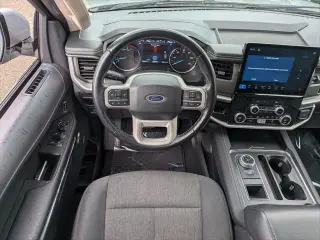 Ford Expedition 2024 4x2 XLT 4p SUV