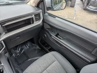 Ford Expedition 2024 4x2 XLT 4p SUV