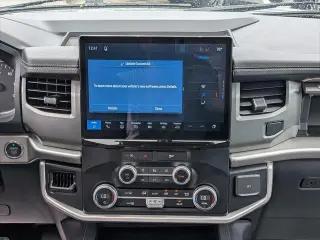 Ford Expedition 2024 4x2 XLT 4p SUV