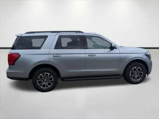 Ford Expedition 2024 4x2 XLT 4p SUV