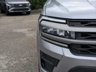 Ford Expedition 2024 4x2 XLT 4p SUV
