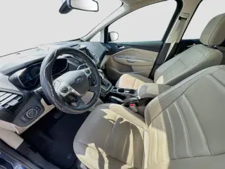 Ford C-MAX Híbrido 2018 Titanium 4p Vagón