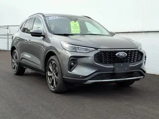 Ford Escape 2024 AWD Platinum 4dr SUV