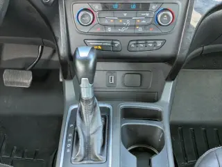 Ford Escape 2017 AWD Titanium SUV 4 puertas