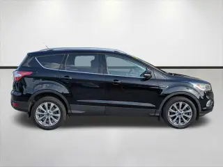 Ford Escape 2017 AWD Titanium SUV 4 puertas