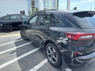 Ford Escape 2023 ST-Line 4p SUV