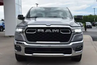 Ram 1500 2025 4x4 Lone Star 4dr Crew Cab 5.6 ft. SB Pickup