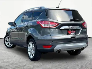 Ford Escape 2015 Titanium 4p SUV
