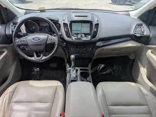 Ford Escape 2017 Titanium 4p SUV