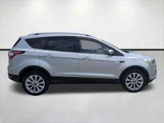 Ford Escape 2017 Titanium 4p SUV