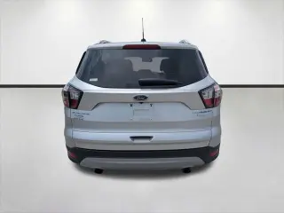 Ford Escape 2017 Titanium 4p SUV