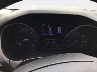 Ford Focus 2017 SEL 4 puertas Hatchback