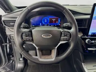 Ford Explorer 2023 AWD Platinum SUV 4 puertas