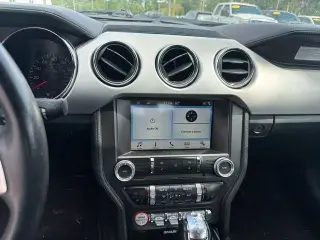 Ford Mustang 2017 EcoBoost Premium 2dr Convertible